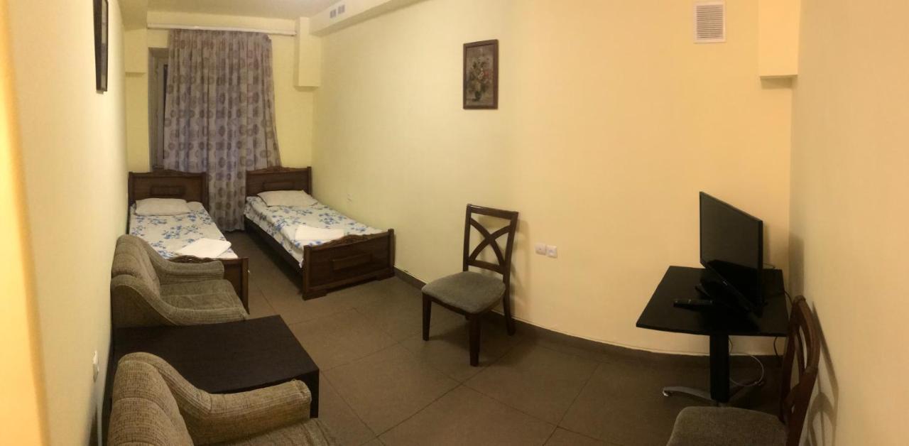 Best Hostel Republic Square Γιερεβάν Εξωτερικό φωτογραφία