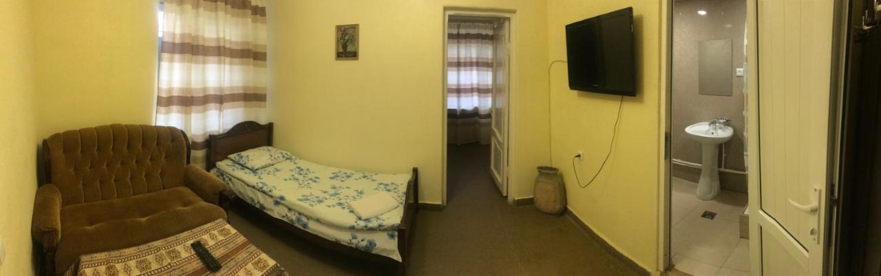 Best Hostel Republic Square Γιερεβάν Εξωτερικό φωτογραφία