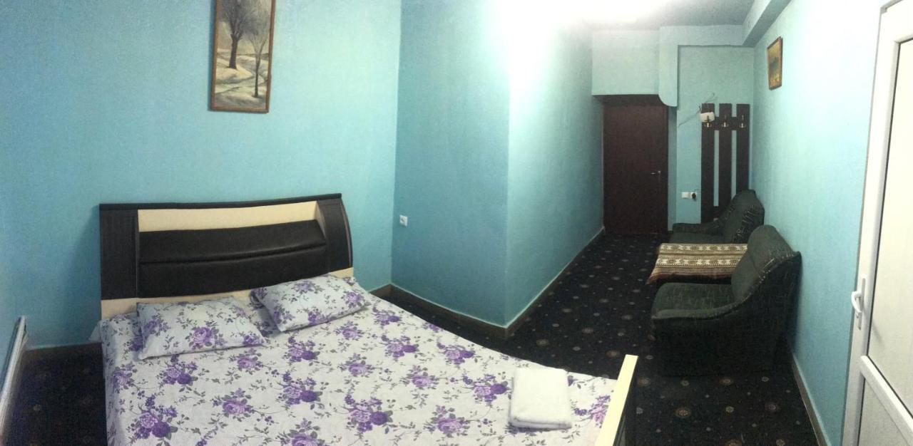 Best Hostel Republic Square Γιερεβάν Εξωτερικό φωτογραφία